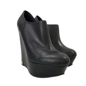 Steve Madden Black Platform Wedge Ankle Booties
